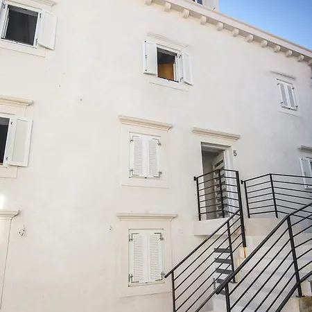 Rector's Ντουμπρόβνικ